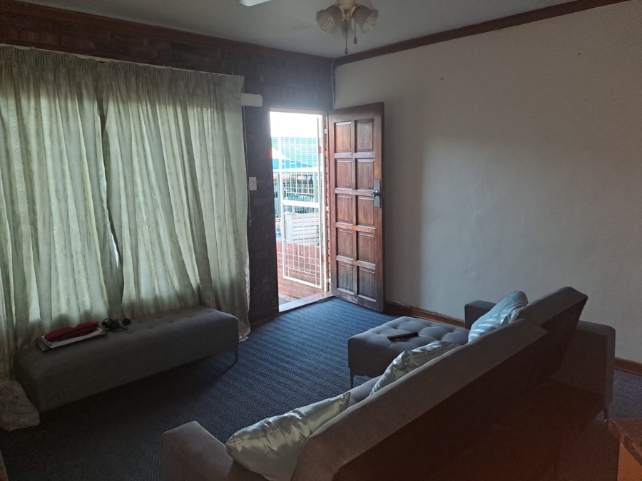 2 Bedroom Property for Sale in Uitsig Free State